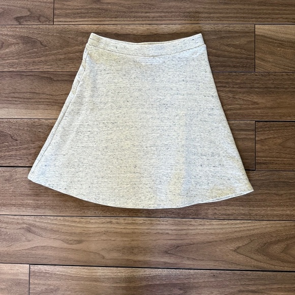 American Apparel | Size XS | Speckled Grey Skater Skirt - Picture 2 of 7